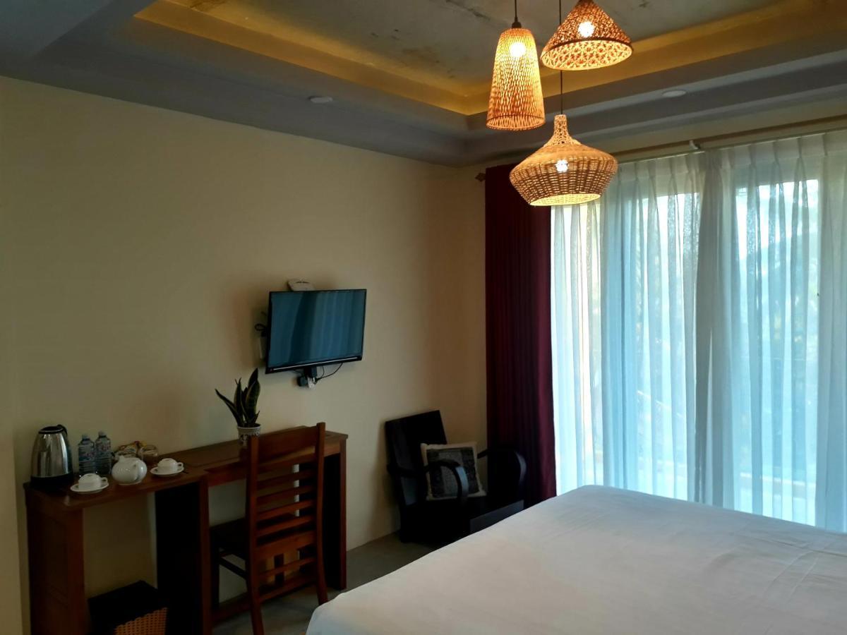 Hotel Pink Tulip Hoi An Exterior foto